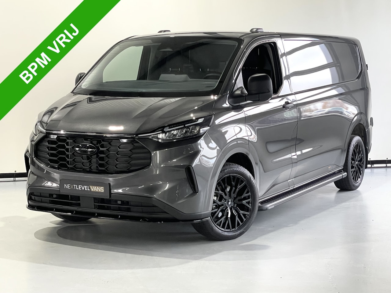 Ford Transit Custom - 320 2.0 TDCI L2H1 136 PK NEXT LEVEL EDITION Camera / Apple Carplay - AutoWereld.nl