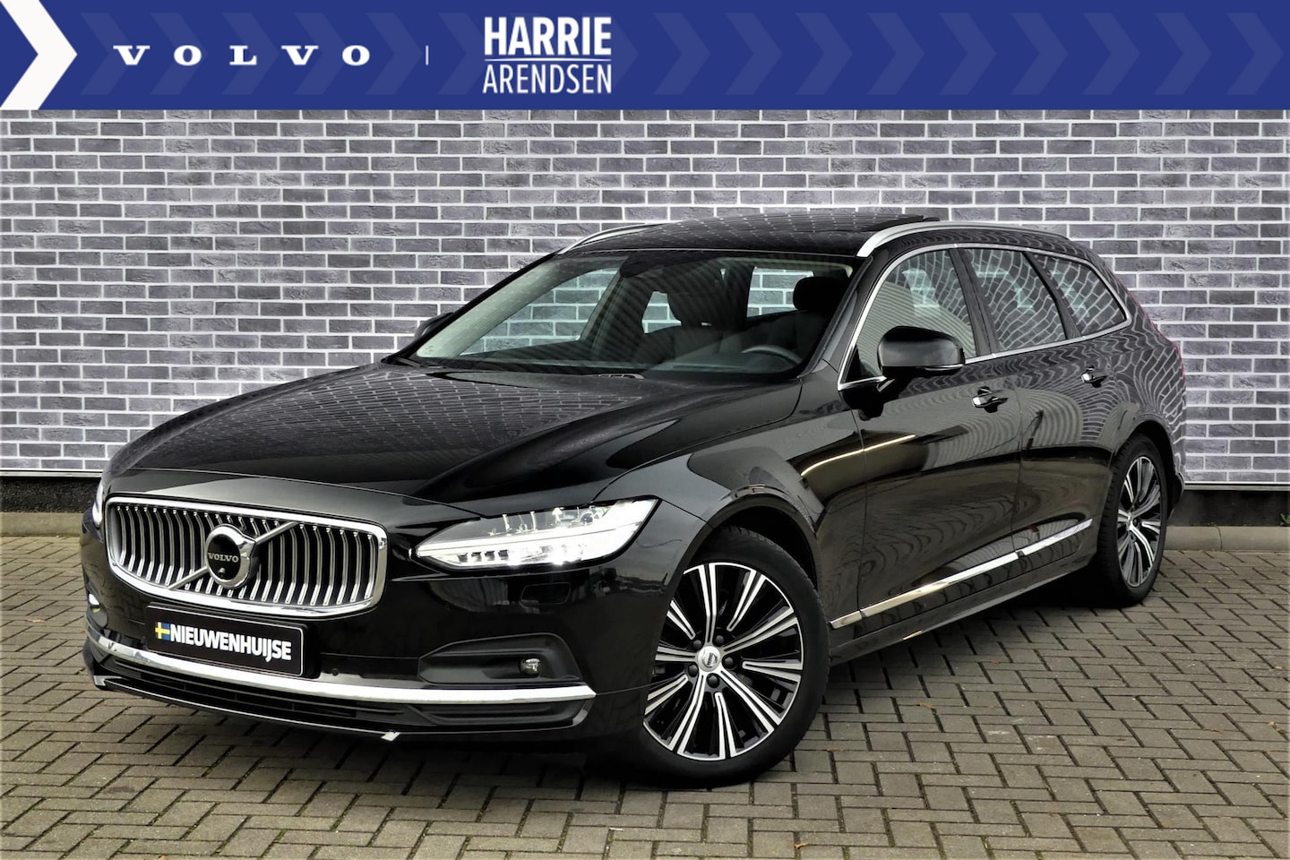 Volvo V90 - 2.0 B4 Inscription | Trekhaak | Head-up Display | 360º Camera | Parkeerverwarming | Panora - AutoWereld.nl