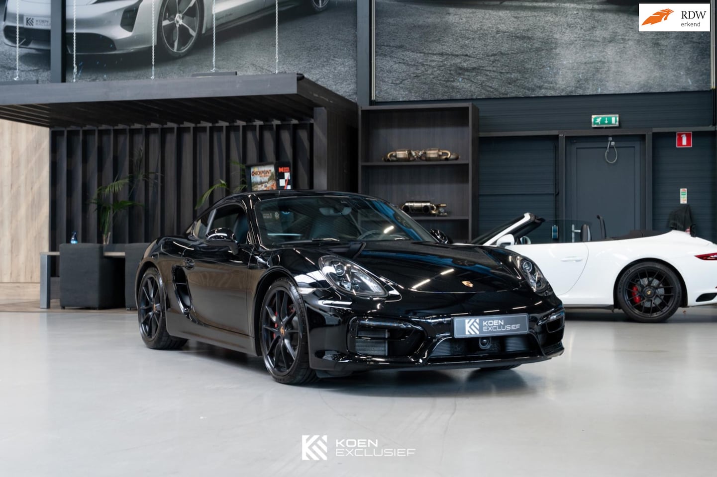 Porsche Cayman GTS - 3.4 PDK km stand 32640 - AutoWereld.nl