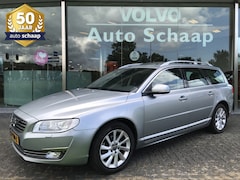 Volvo V70 - 2.0 T4 Polar+ Automaat | Rijklaar incl garantie | Adaptieve cruise control Trekhaak Standk