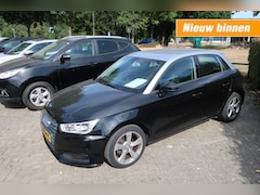 Audi A1 - 1.0 TFSI 95PK, Navi, Clima, Xenon Verlichting, etc