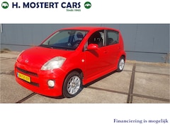Daihatsu Sirion 2 - 1.3-16V Comfort Bj.2006 NIEUWE APK Nétte wagen 4 X Electr. Ramen Airco Stuurbekrachtiging