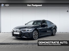 BMW i4 - eDrive35 M Sport Edition M Sport Pro / Glazen Schuifdak / Adaptieve Cruise Control / Comfo