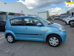 Daihatsu Sirion 2 - 1.3-16V Comfort AIRCO | CENTRALE DEURVERGR. | NAP | APK |
