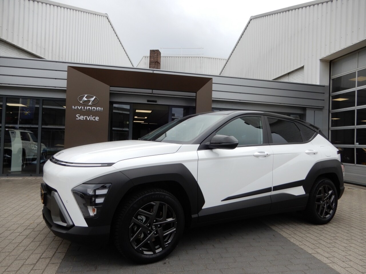 Hyundai Kona - 1.6 GDI HEV Comfort | Nieuw model! | 17 inch | Navigatie | Adap. - AutoWereld.nl
