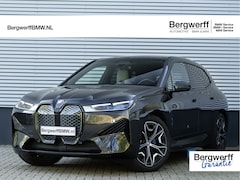 BMW iX - xDrive50 - Sportpakket - Pano - Driving Ass Prof - Harman Kardon