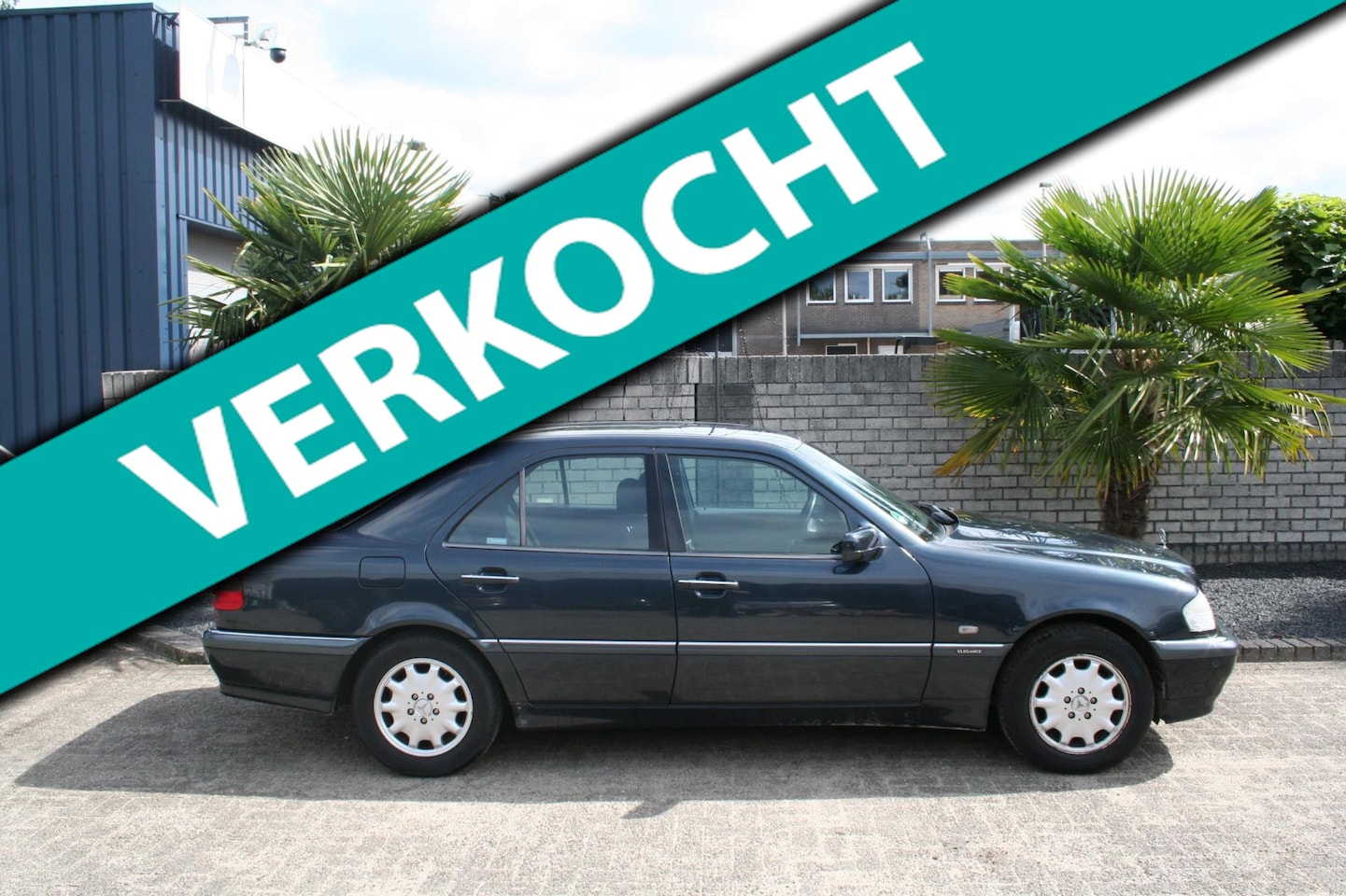 Mercedes-Benz C-klasse - 180 Sport automaat - AutoWereld.nl