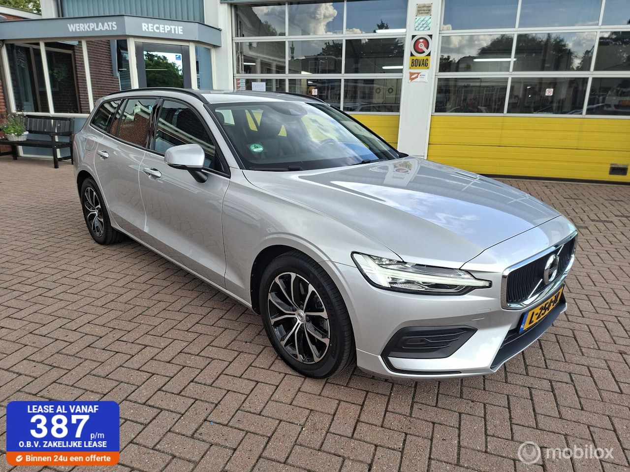 Volvo V60 - 2.0 B3 Momentum 2.0 B3 Momentum - AutoWereld.nl