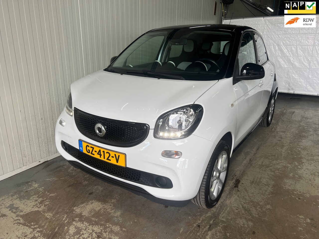 Smart Forfour - zeer netjes 1.0 Joy Edition - AutoWereld.nl