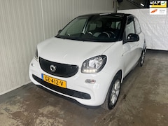 Smart Forfour - zeer netjes 1.0 Joy Edition