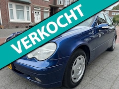 Mercedes-Benz C-klasse - 180 Elegance AUTOMAAT Nette Auto met Nieuwe Apk