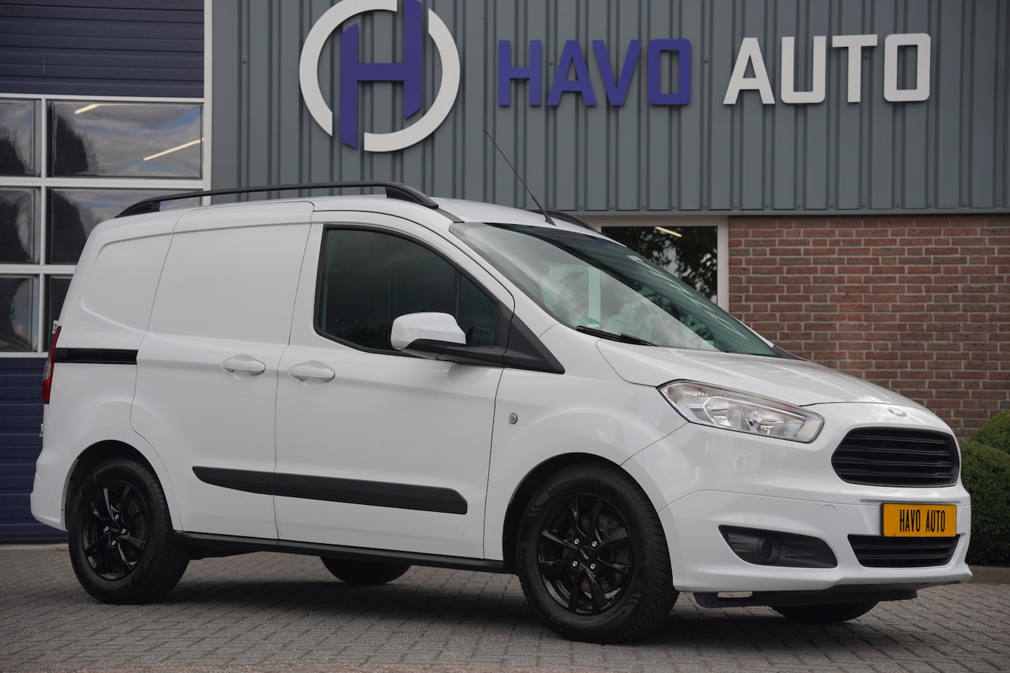 Ford Transit Courier - 1.0 Trend 1.0 Trend, AIRCO, BTW-VRIJ / MARGE - AutoWereld.nl