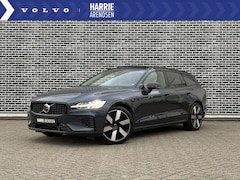 Volvo V60 - 2.0 T6 Plug-in hybrid AWD Ultra Dark | Trekhaak | Panoramadak | 360 camera | gelamineerde
