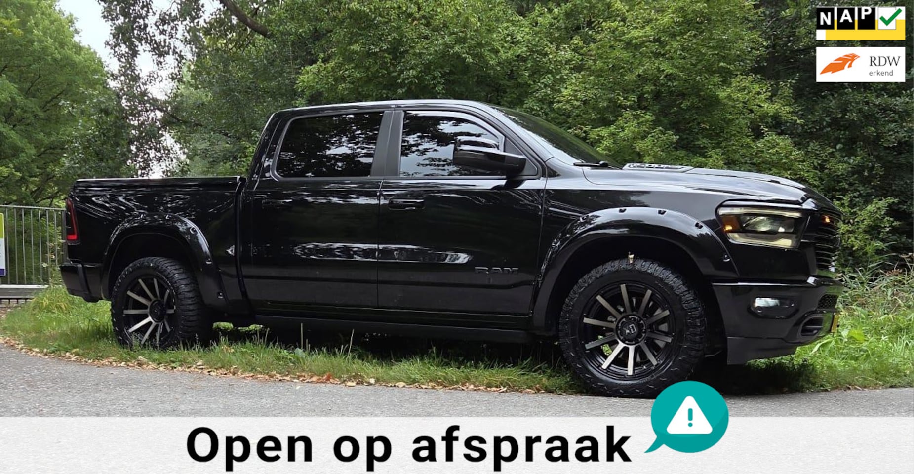 Dodge Ram 1500 - 5.7 V8 4x4 Crew Cab Laramie 5.7 V8 4x4 Crew Cab Laramie - AutoWereld.nl