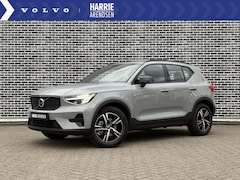 Volvo XC40 - 2.0 B4 Plus Dark | Trekhaak | Adaptive cruise control | Verwarmbare voorruit | Dode hoek d