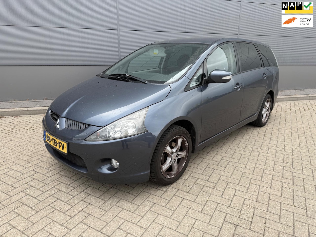Mitsubishi Grandis - 2.4-16V Intense 2.4-16V Intense - AutoWereld.nl