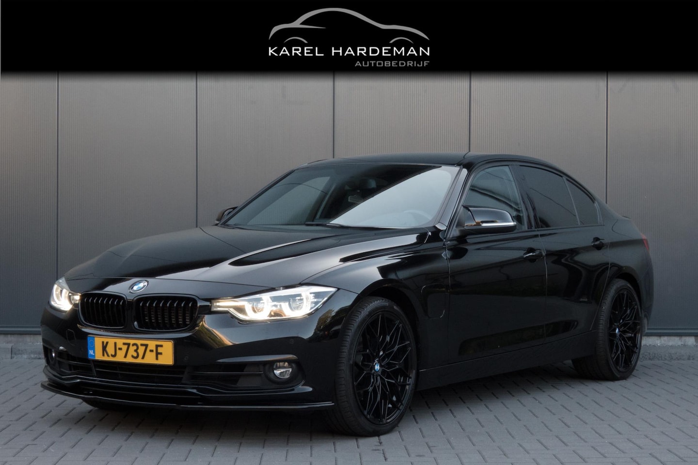 BMW 3-serie - 330e Centennial Executive iPERFORMANCE | ORIGINEEL NEDERLANDS | NAVIGATIE | CRUISE CONTROL - AutoWereld.nl
