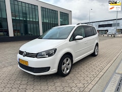 Volkswagen Touran - 2.0 TDI Comfortline BlueMotion