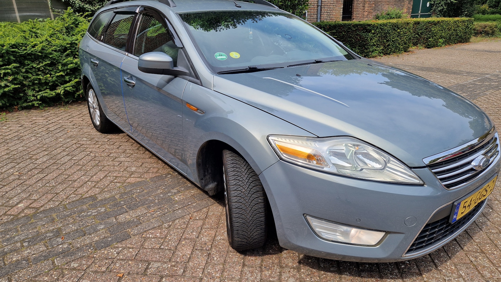 Ford Mondeo Wagon - 2.0-16V Ghia Ford Mondeo 2.0 Chia climate&cruise Trekhaak. Topstaat - AutoWereld.nl