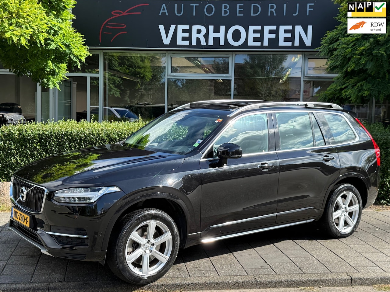 Volvo XC90 - 2.0 T8 Twin Engine AWD - PANORAMADAK - 7 PERS - STOEL VERW - CLIMATE / CRUISE CONTR - - AutoWereld.nl
