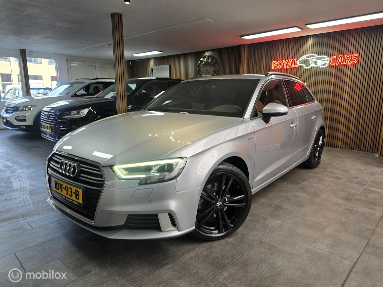 Audi A3 Sportback - 35 TFSI CoD Advance/ 2 X S-Line/ B&O/ Leer - AutoWereld.nl