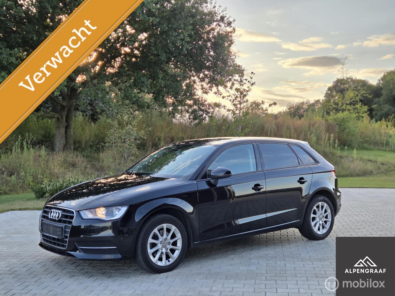 Audi A3 Sportback - 1.2 TFSI S-tronic eerste eigenaar. - AutoWereld.nl