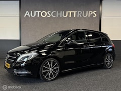 Mercedes-Benz B-klasse - 180 Ambition AUTOMAAT / NAVI / PRIVACY GLASS