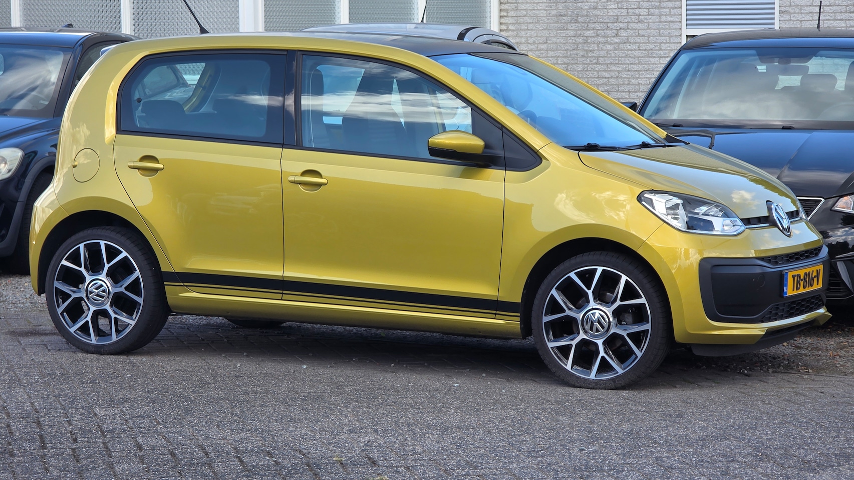 Volkswagen Up! - 1.0 BMT move up! - AutoWereld.nl