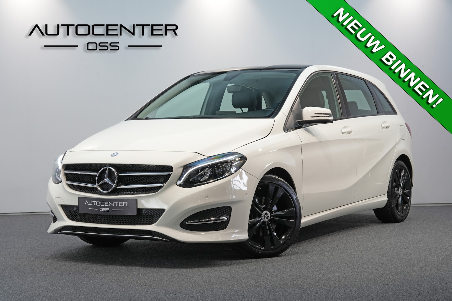 Mercedes-Benz B-klasse - 180 Automaat ✅ AFN. TREKHAAK ✅ LEDER ✅ CRUISE ✅ NAVI ✅ ALL-SEASON - AutoWereld.nl