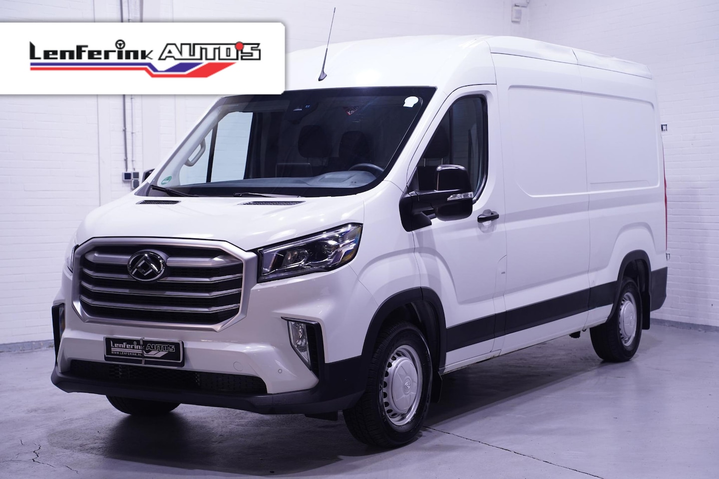 Maxus Deliver 9 - 2.0 CIT 148 pk L3H2 Lichte Schade Airco, Camera Apple Carplay, Cruise Control, Laadruimte - AutoWereld.nl