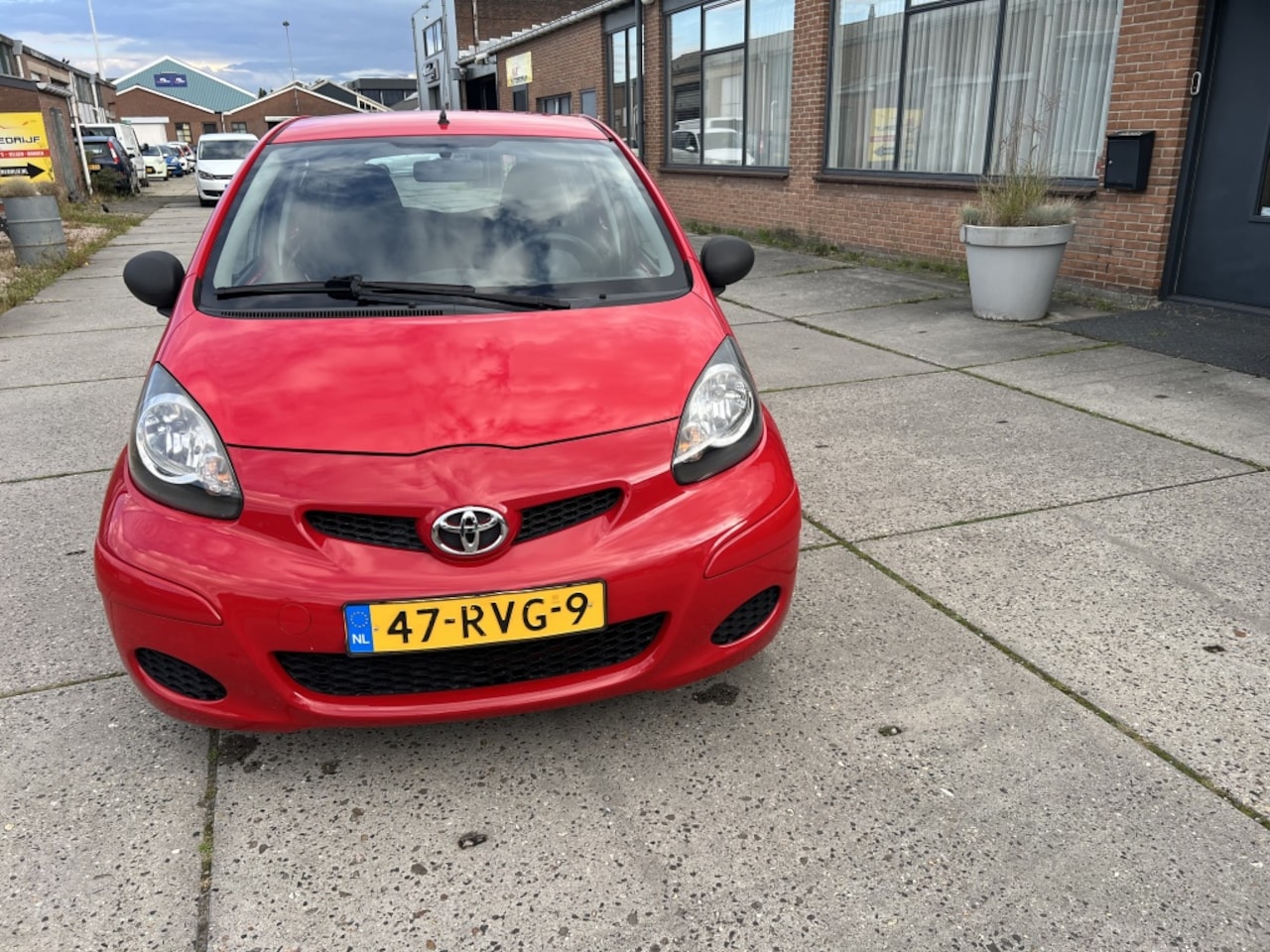 Toyota Aygo - 1.0-12V Cool 1.0-12V Cool - AutoWereld.nl