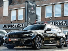 BMW 3-serie Touring - 330e M-Sport PANO HUD HARMAN KARDON ELEK STOEL MET MEMORY CAMERA BOMVOL