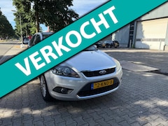Ford Focus - 1.8 Limited clima 5 drs navigatie