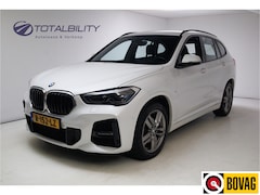 BMW X1 - sDrive18i M-Sport 136 PK | Stoelverwarming | Elec. achterklep | PDC V+A | Cruise control,
