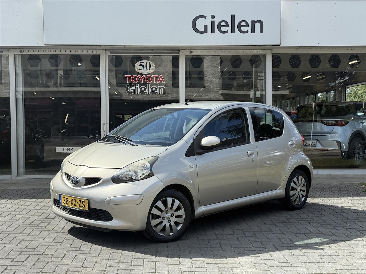 Toyota Aygo - 1.0 VVT-I 5DRS Plus | Airconditioning, Lichtmetalen velgen, Centrale deurvergrendeling, Ha - AutoWereld.nl