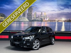 BMW X1 - sDrive18i High Executive LED|M-Pakket|Camera|