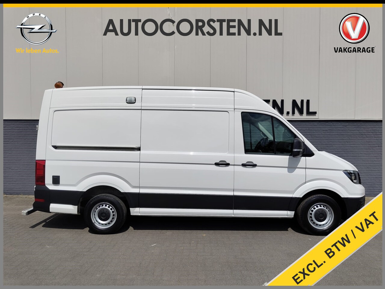 Volkswagen Crafter - 30 2.0TDI L3H2 Airco Camera Navi Ingebouwd kantoor Bluetooth EURO6 Betonplex vloer Wandbek - AutoWereld.nl