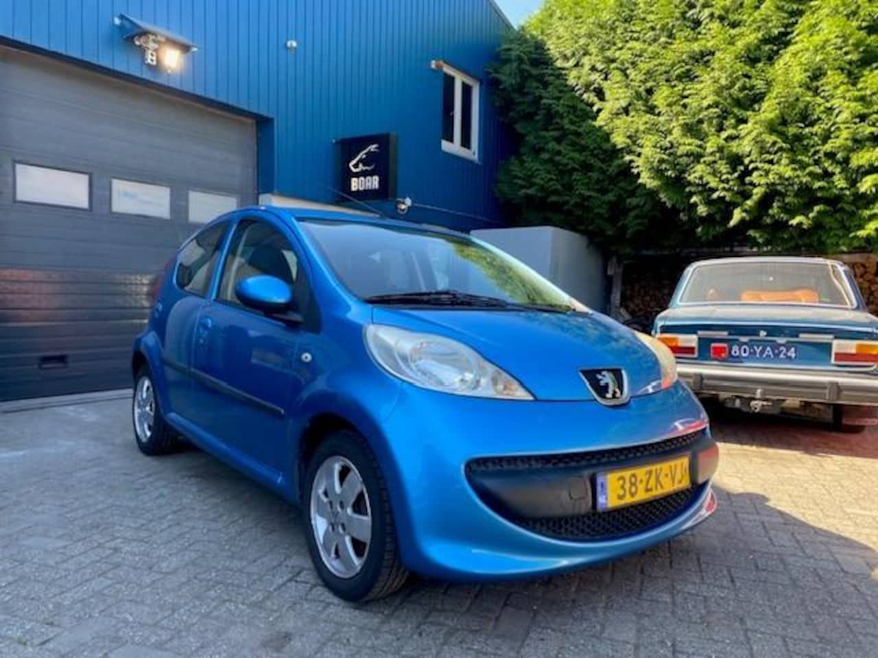 Peugeot 107 - 1.0-12V XS 1.0-12V XS - AutoWereld.nl