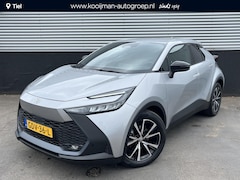 Toyota C-HR - 1.8 Hybrid 140 Dynamic Dodehoek detectie, achteruitrij camera, adaptieve cruise control, A