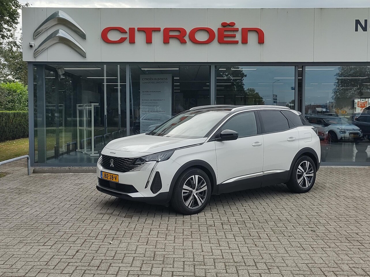 Peugeot 3008 - 1.6 HYbrid 225 Road Trip AUTOMAAT - AutoWereld.nl