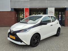 Toyota Aygo X - X-FUN 5-DEURS APPLE/ANDROID AIRCO LM-VELGEN 4S-BANDEN EL-RAMEN BLUETOOTH NL-AUTO