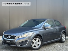 Volvo C30 - 1.6 Kinetic airco/ trekhaak/ Young Timer/ meeneemprijs met een nieuwe apk