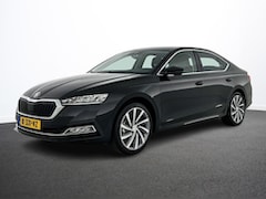 Skoda Octavia - 1.0 TSI Business Edition Navigatie Airco Cruise Control Lichtmetalen velgen
