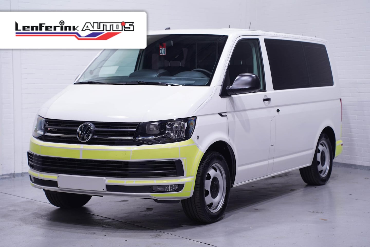 Volkswagen Transporter - 2.0 TDI 199 pk 4 Motion DSG Aut. ex politie Belgie Airco, Cruise Control, PDC achter - AutoWereld.nl
