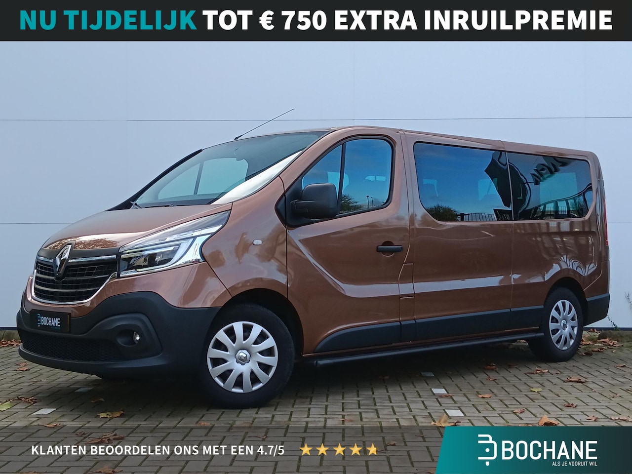 Renault Trafic Passenger - 2.0 dCi 120 Grand Zen Trekhaak / 9-Persoons / Navigatie / Parkeersensoren Achter / Cruise - AutoWereld.nl