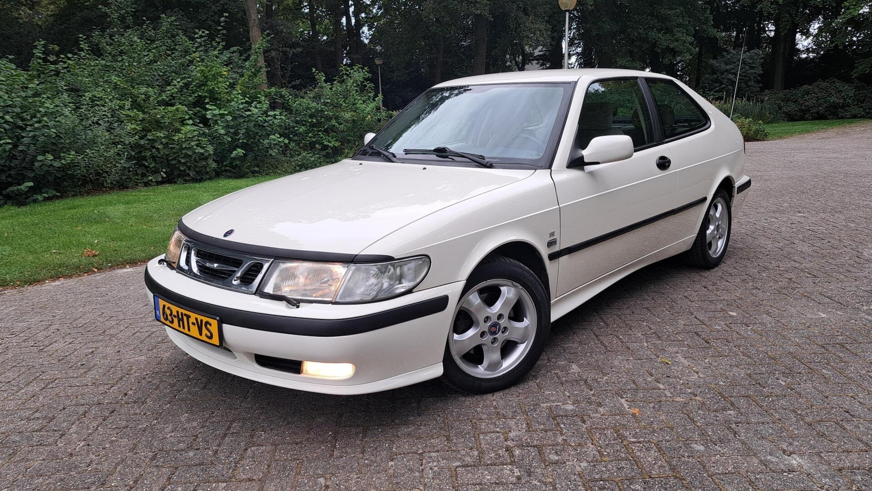 Saab 9-3 Coupé - 2.0t SE Business Edition NIEUWSTAAT! UNIEK!! - AutoWereld.nl