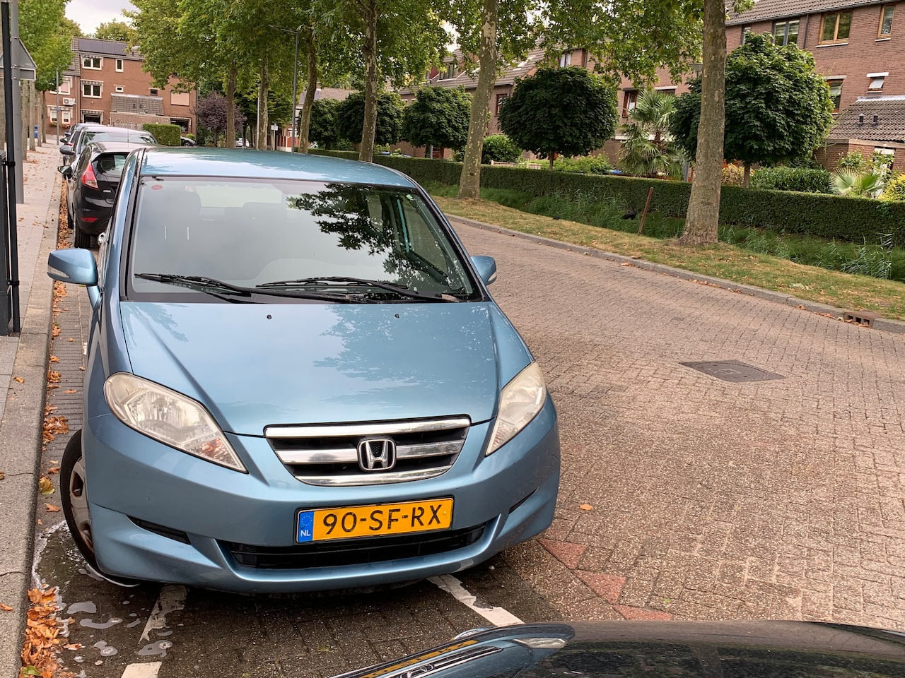 Honda FR-V - 1.7i - AutoWereld.nl