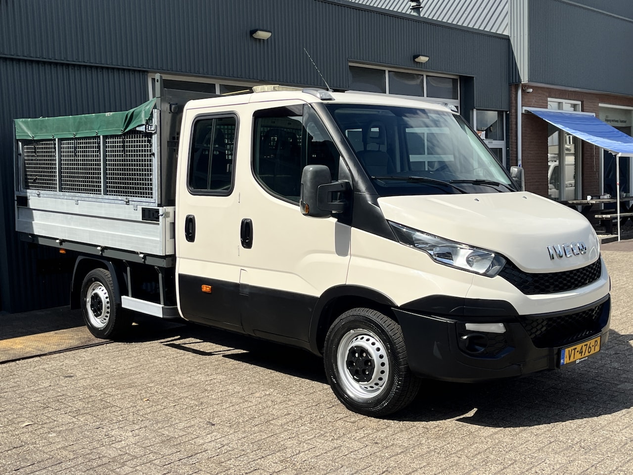 Iveco Daily - 35S11D 2.3 345 7 persoons 3500kg trekgewicht Airco Euro 5 Pick-up Open laadbak Bakwagen 1e - AutoWereld.nl