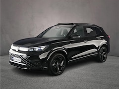 Volkswagen Tiguan - R-Line Edition 1.5 TSI eHybrid 272pk DSG Automaat Trekhaak, Panoramadak, Adaptive cruise c