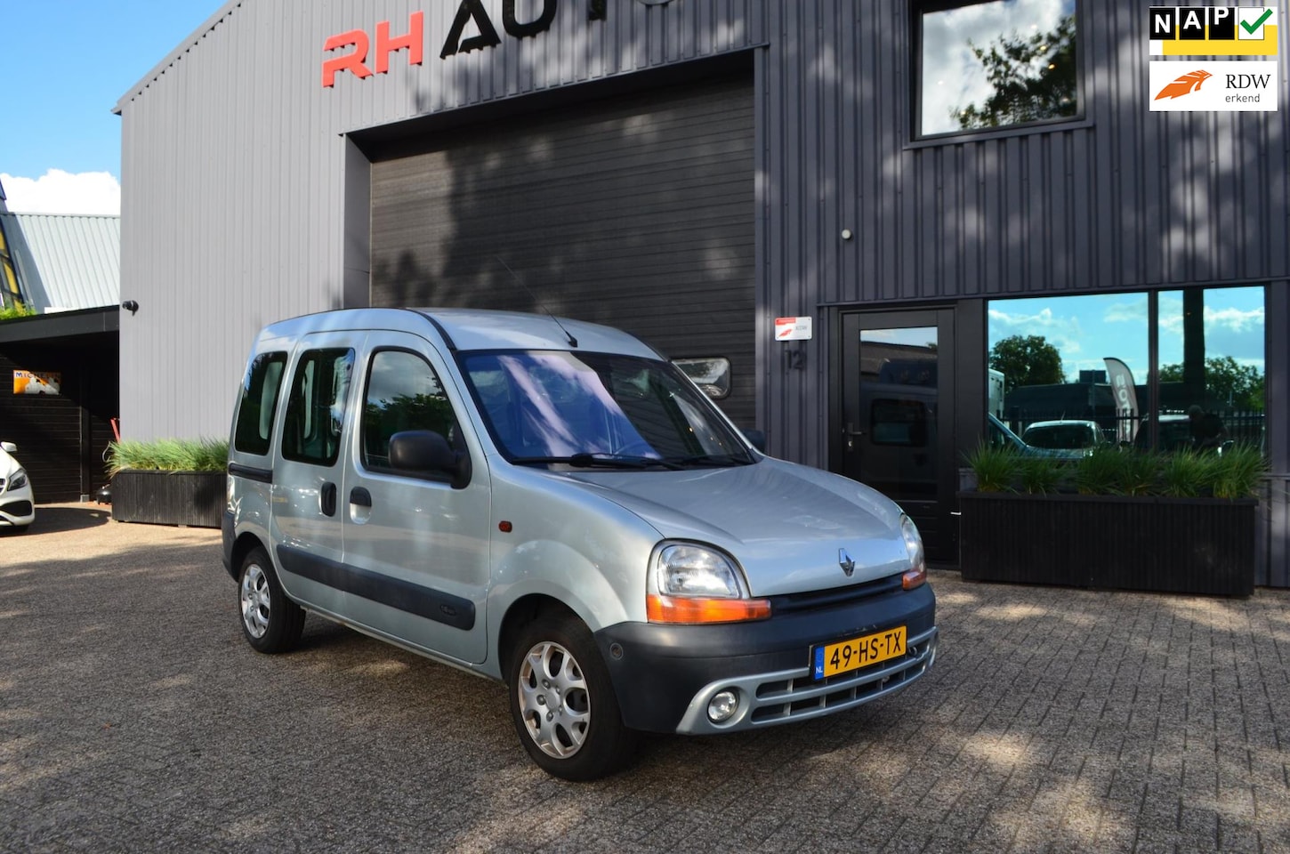 Renault Kangoo - 1.6-16V Privilège | Rolstoel Auto | Airco | Zeer nette auto - AutoWereld.nl